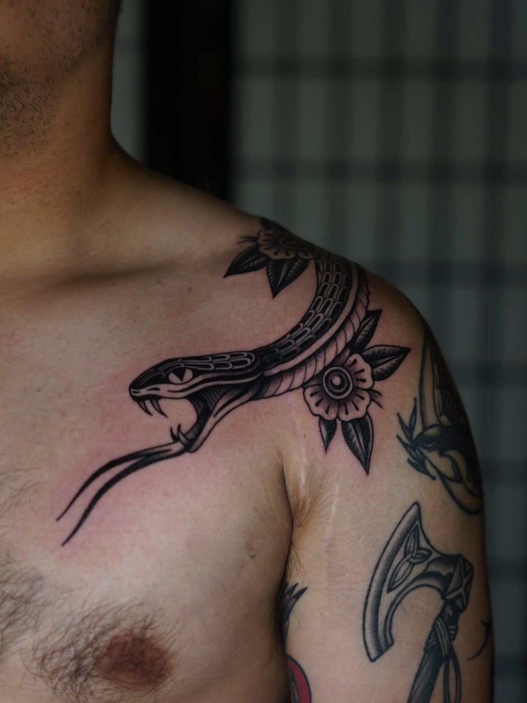 Tattoo by @joana.tattooer — american_traditional