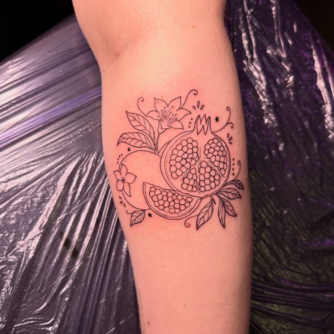 Tattoo by @lea_tattooine — fine_line, illustrative