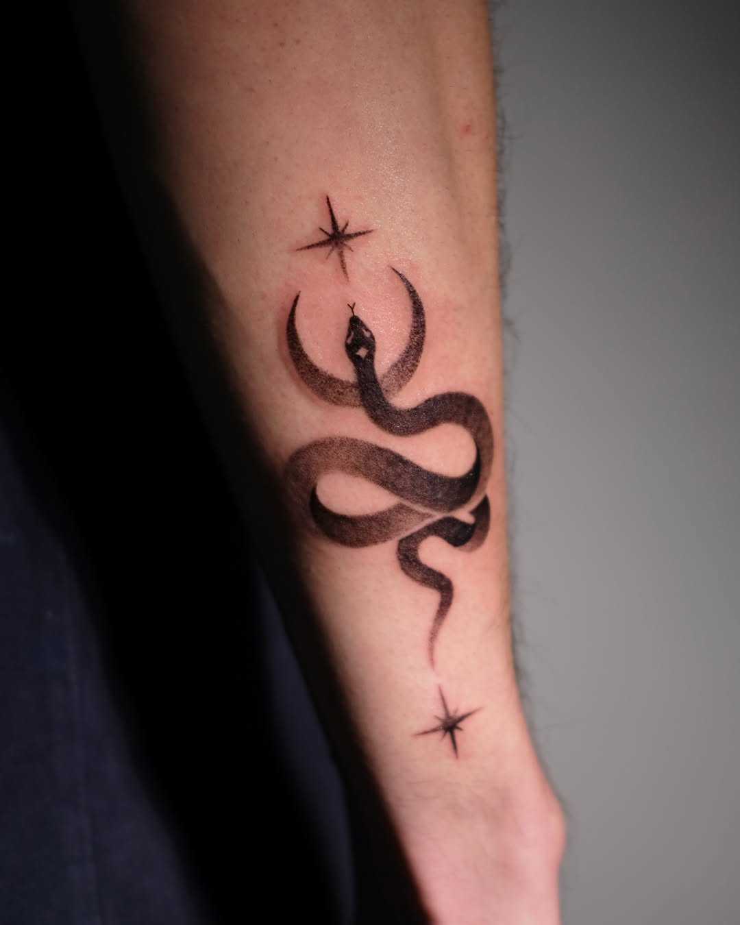 Tattoo by @kk.ink_ — black_and_grey, dotwork