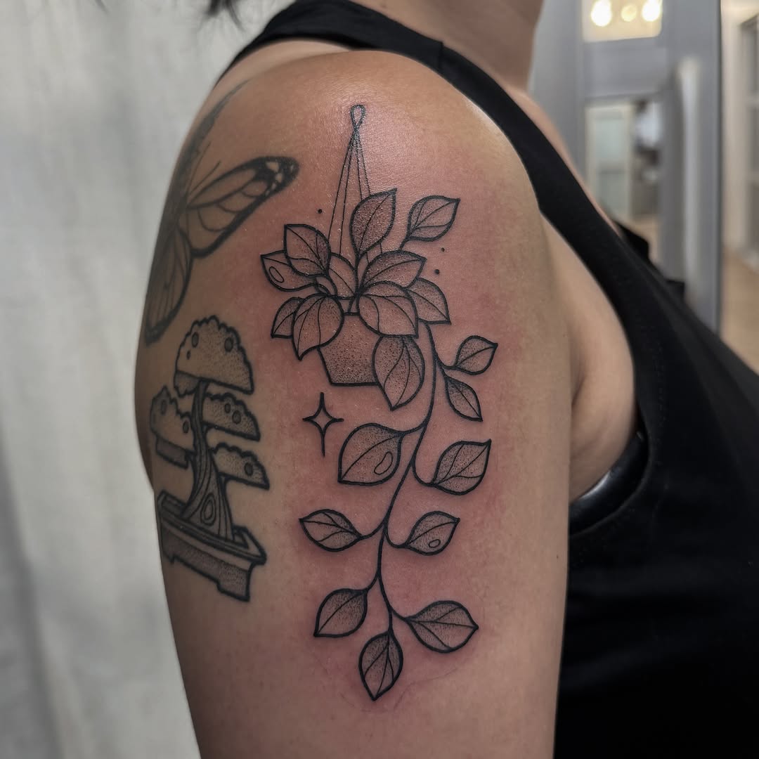 Tattoo by @beltanebeetattoo — fine_line, dotwork