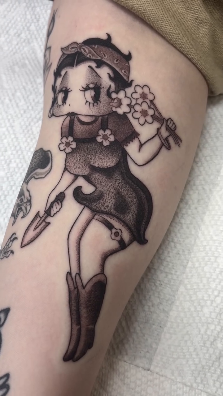 Tattoo by @vicentetattoos β black_and_grey, neo_traditional