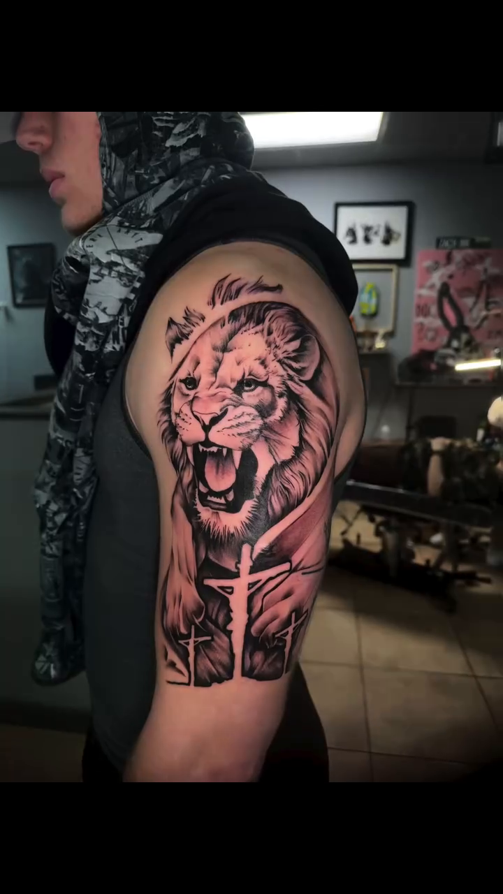 Tattoo by @blackmouse.ink — black_and_grey, realism
