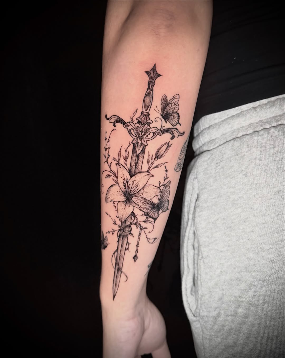Tattoo by @spikes.and.daisies — fine_line, black_and_grey