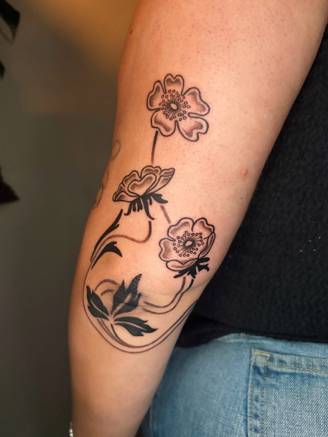 Tattoo by @abigailtattoos β fine_line, black_and_grey
