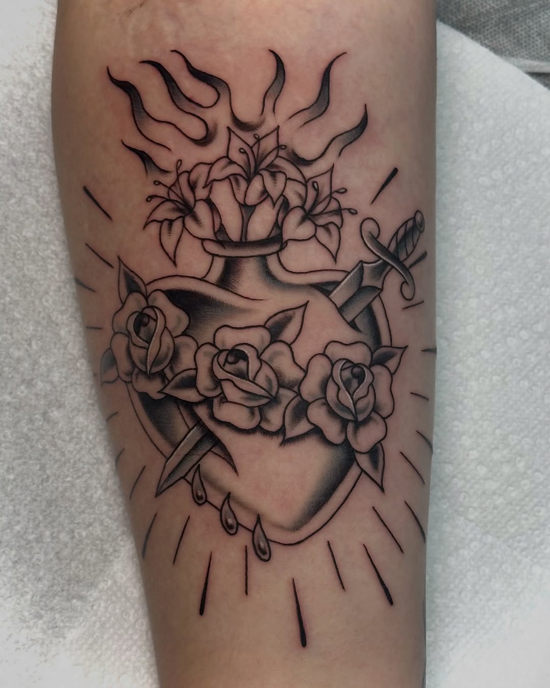 Tattoo by @leslieluck — black_and_grey, chicano