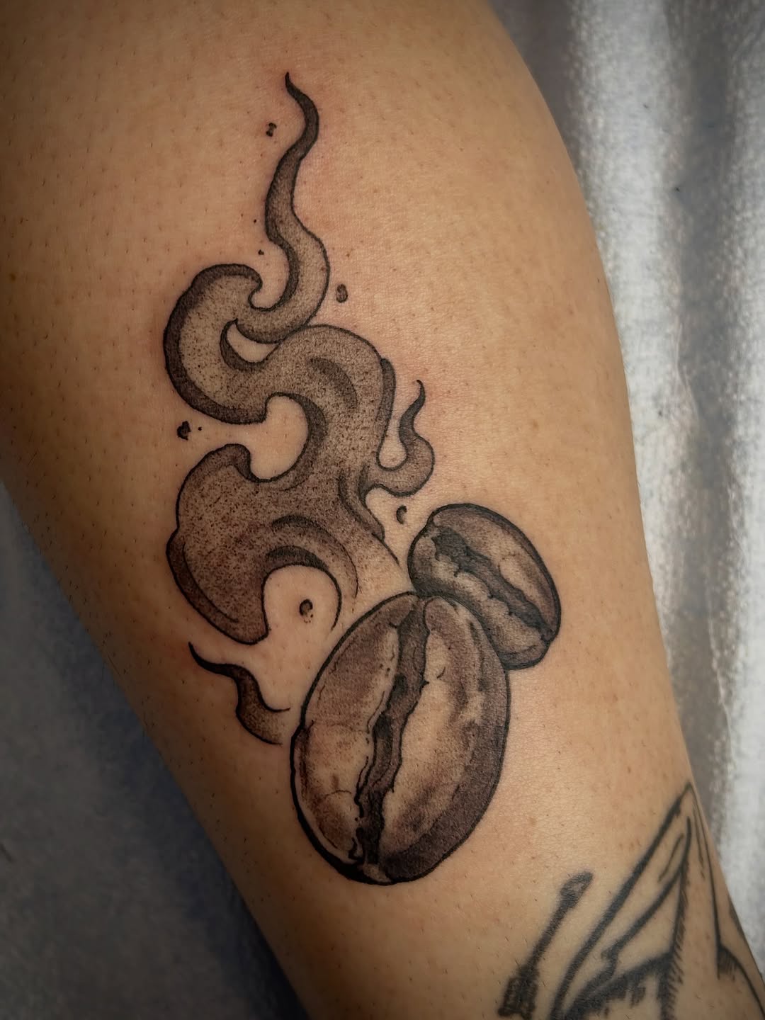 Tattoo by @karlb_tattoo โ black_and_grey, realism