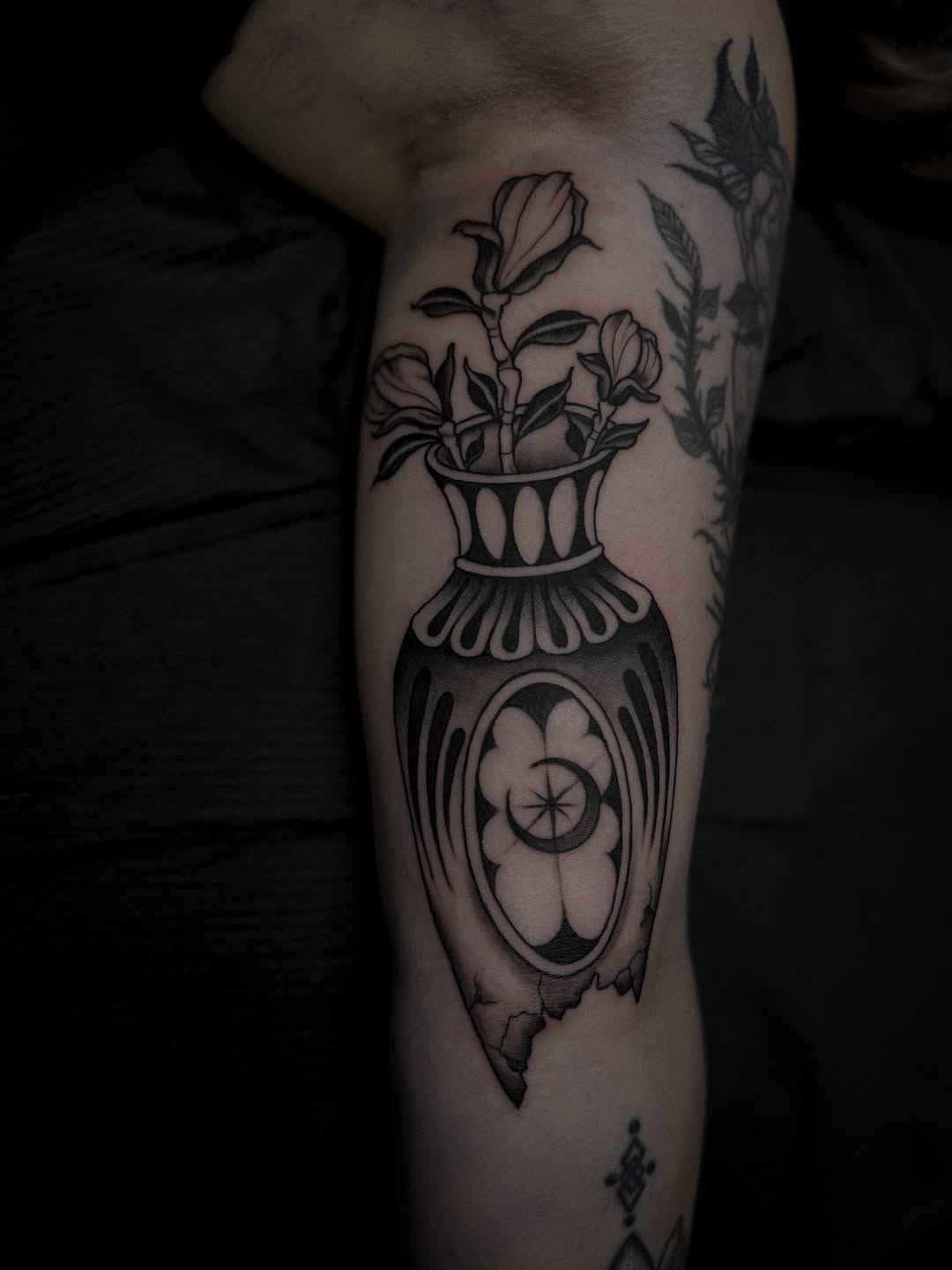 Tattoo by @sydneybulmer.tattoos — black_and_grey, ornamental
