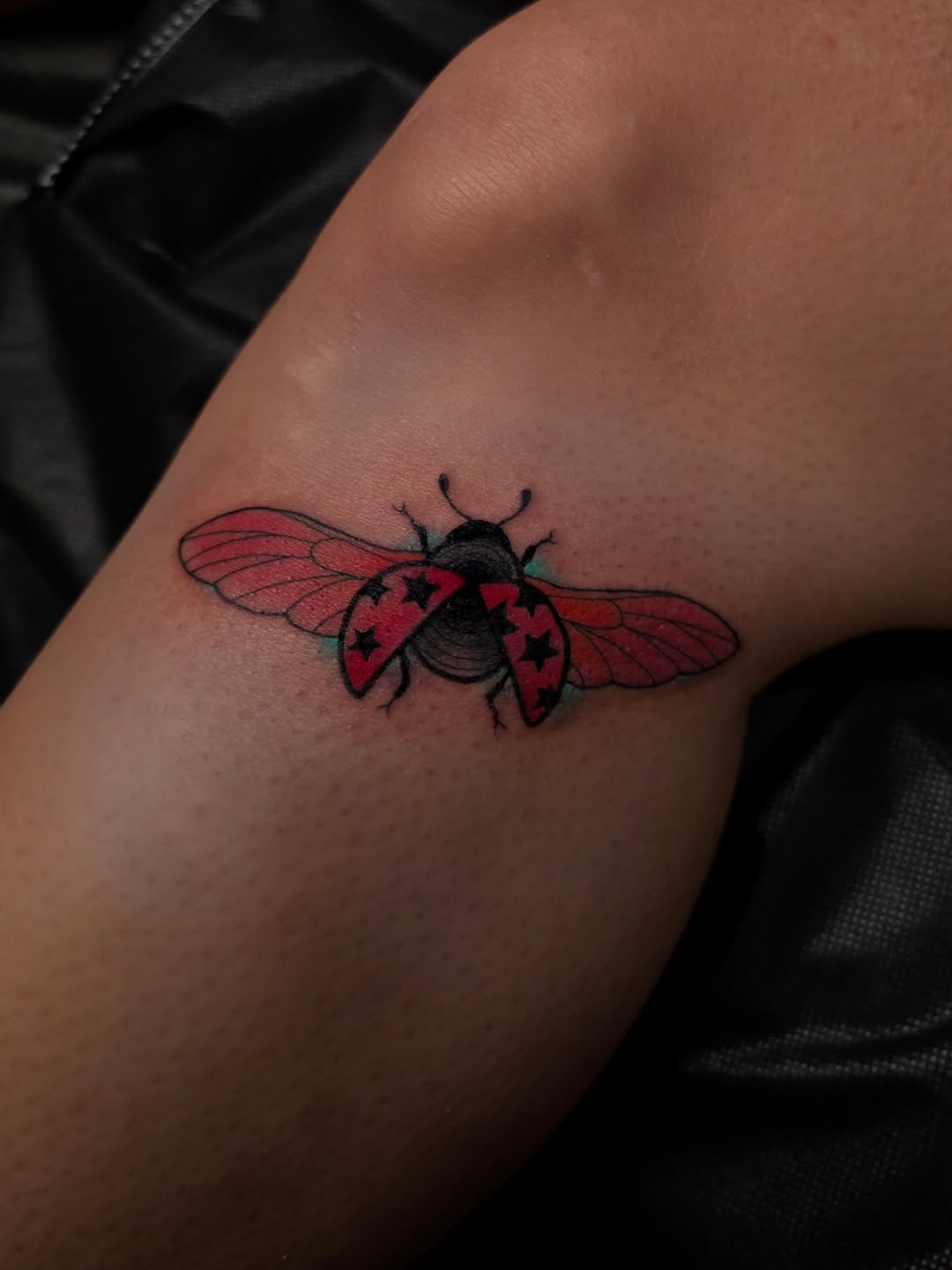 Tattoo by @emogirltattoo — new_school