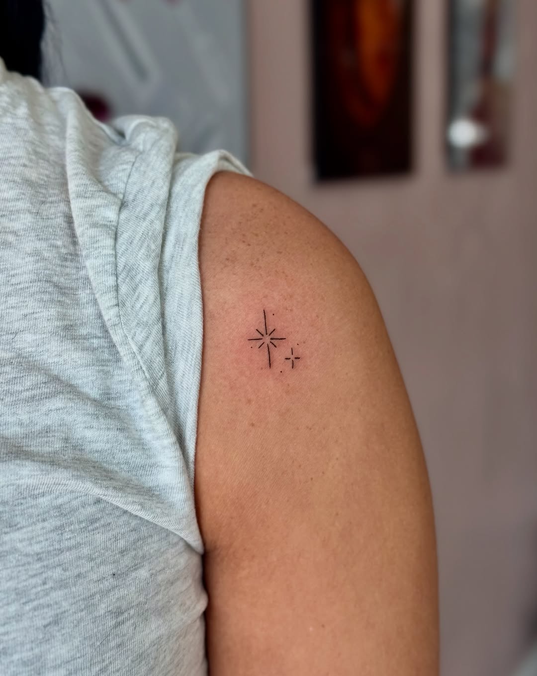 Tattoo by @daintydetailsbyalyssa β fine_line, minimalist