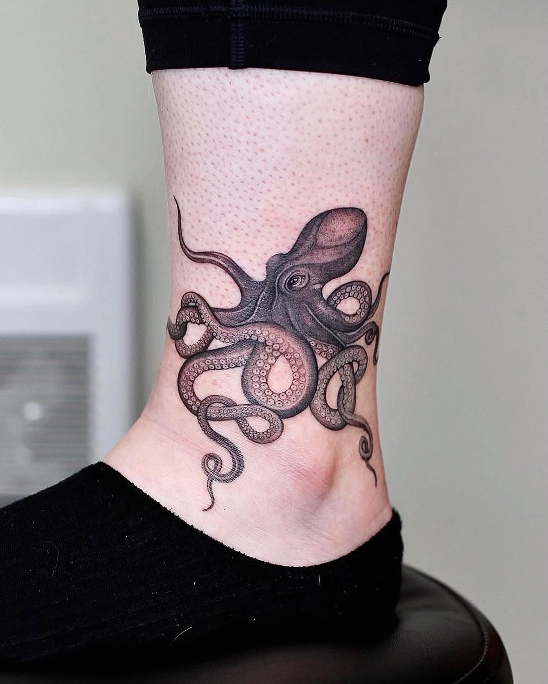 Tattoo by @linsey_tattooer β realism, black_and_grey