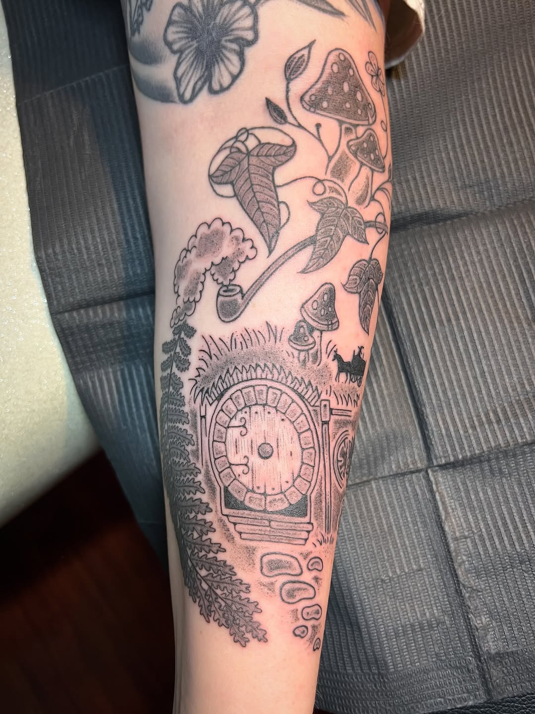 Tattoo by @straydoggiestyle โ illustrative, black_and_grey