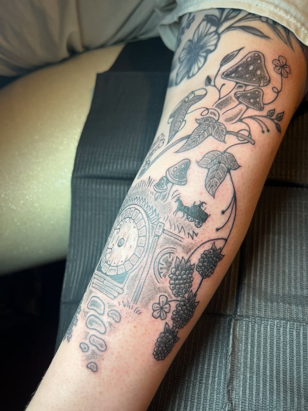 Tattoo by @straydoggiestyle โ illustrative, black_and_grey