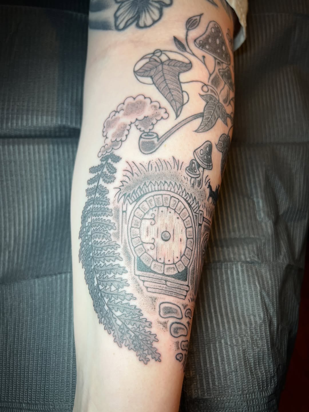 Tattoo by @straydoggiestyle โ illustrative, black_and_grey