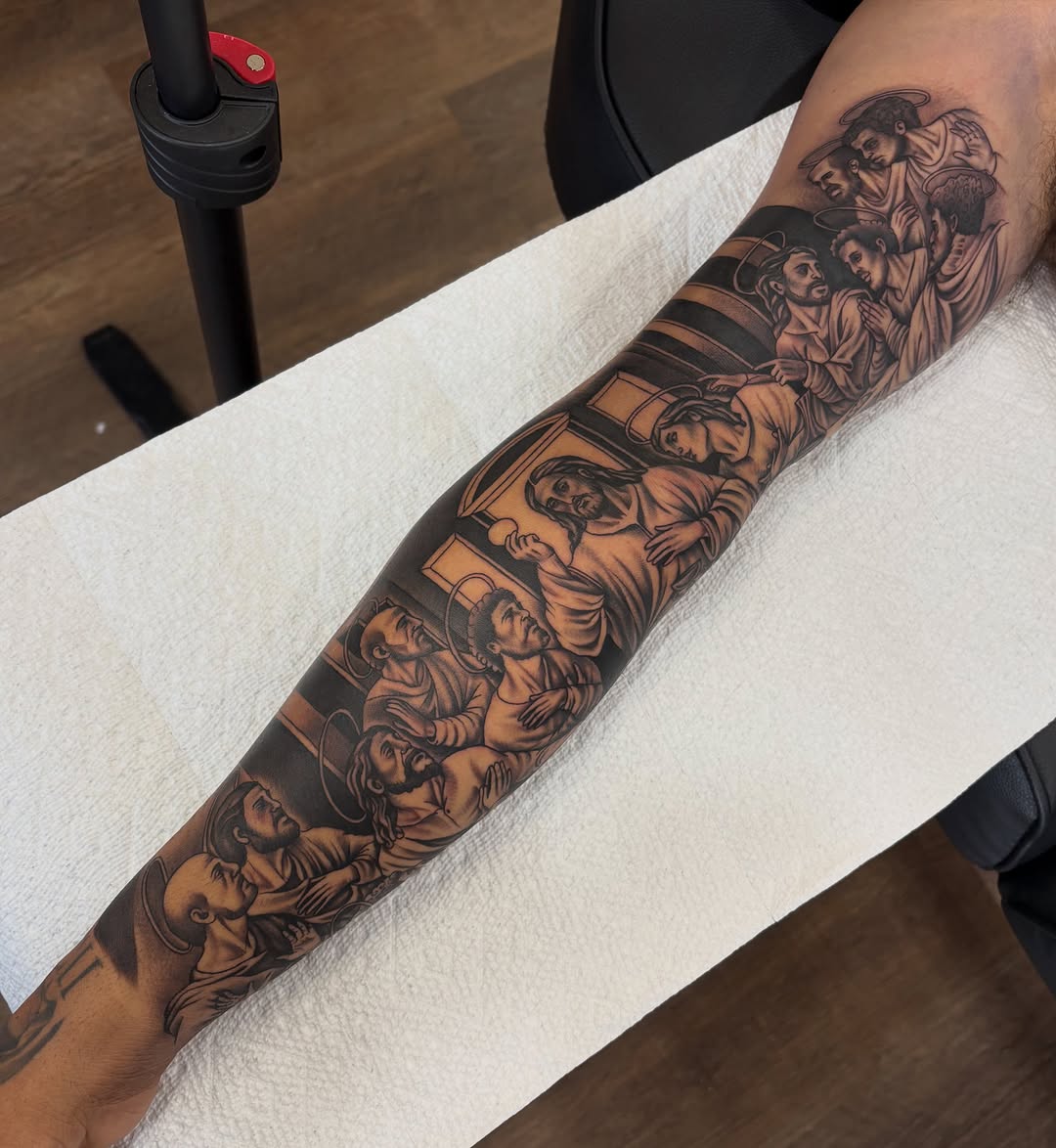 Tattoo by @osieltattoos โ black_and_grey, realism