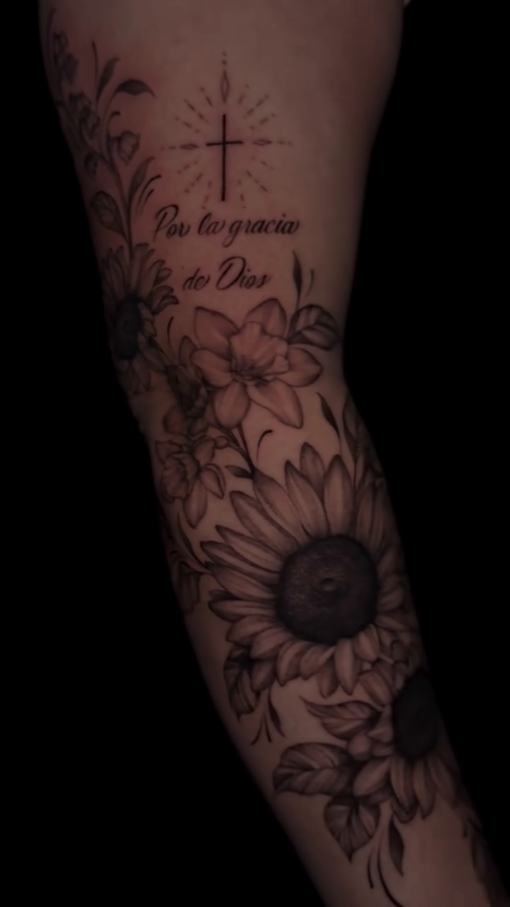 Tattoo by @lyssa_jtattoo — fine_line, black_and_grey