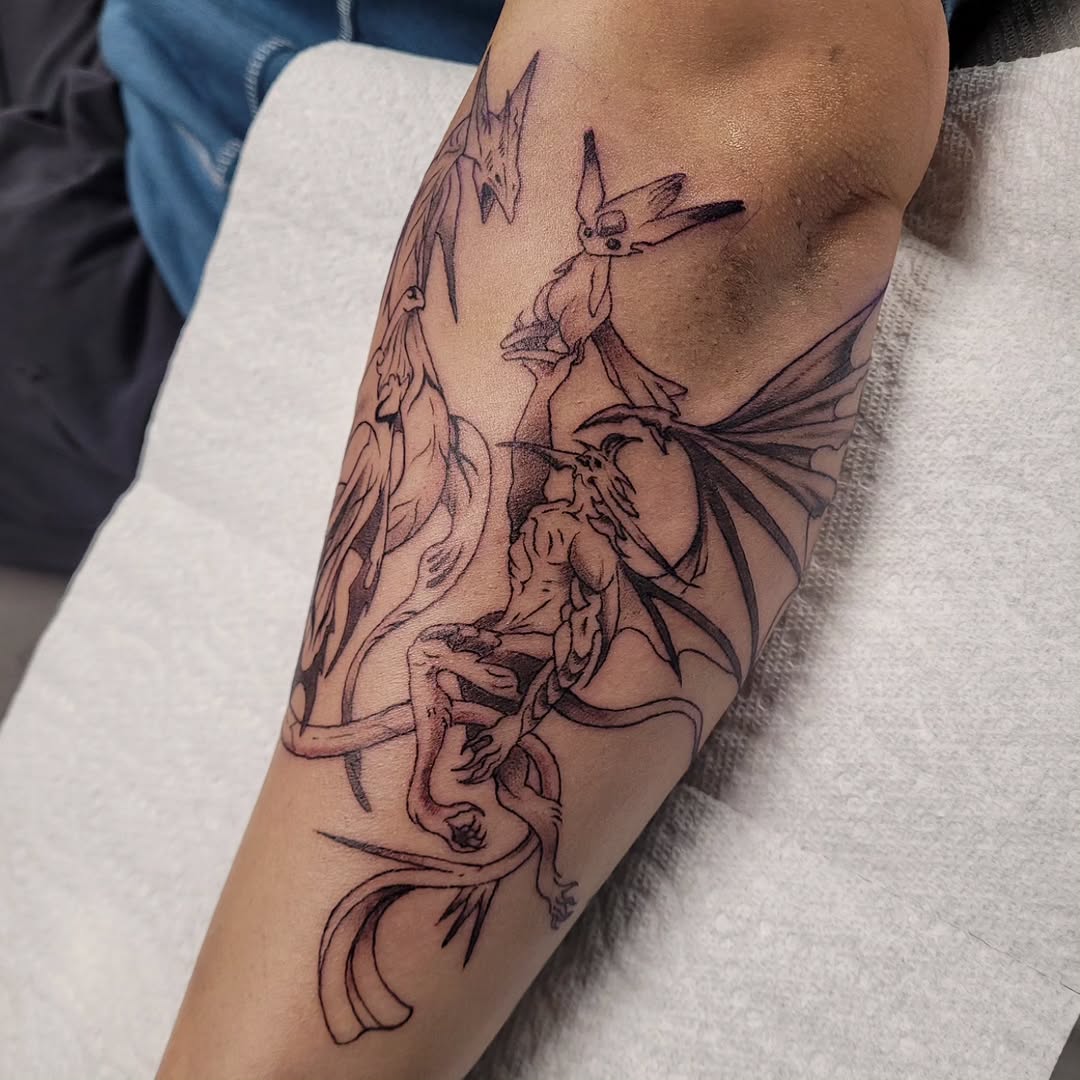 Tattoo by @lariendragon — illustrative, sketch