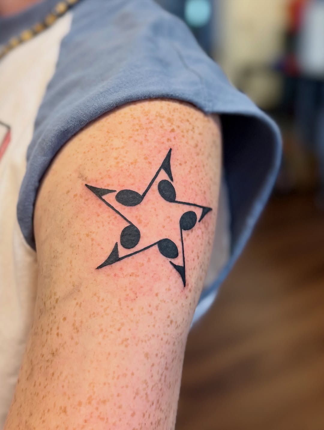 Tattoo by @adriennesmith.ink — fine_line, minimalist
