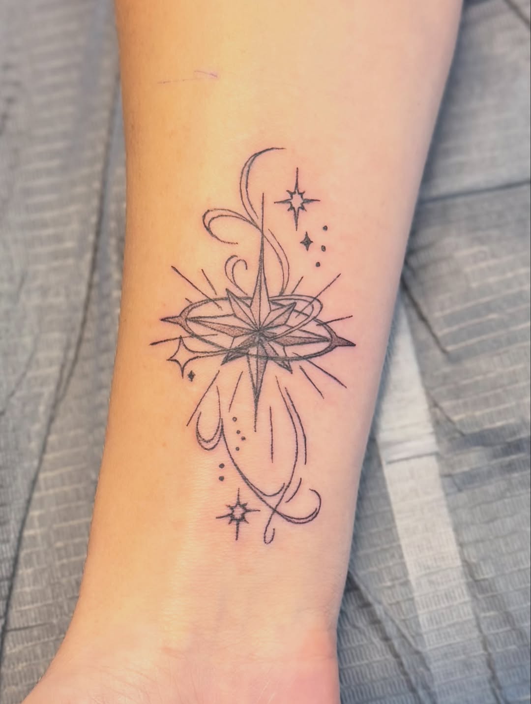 Tattoo by @adriennesmith.ink — fine_line, minimalist