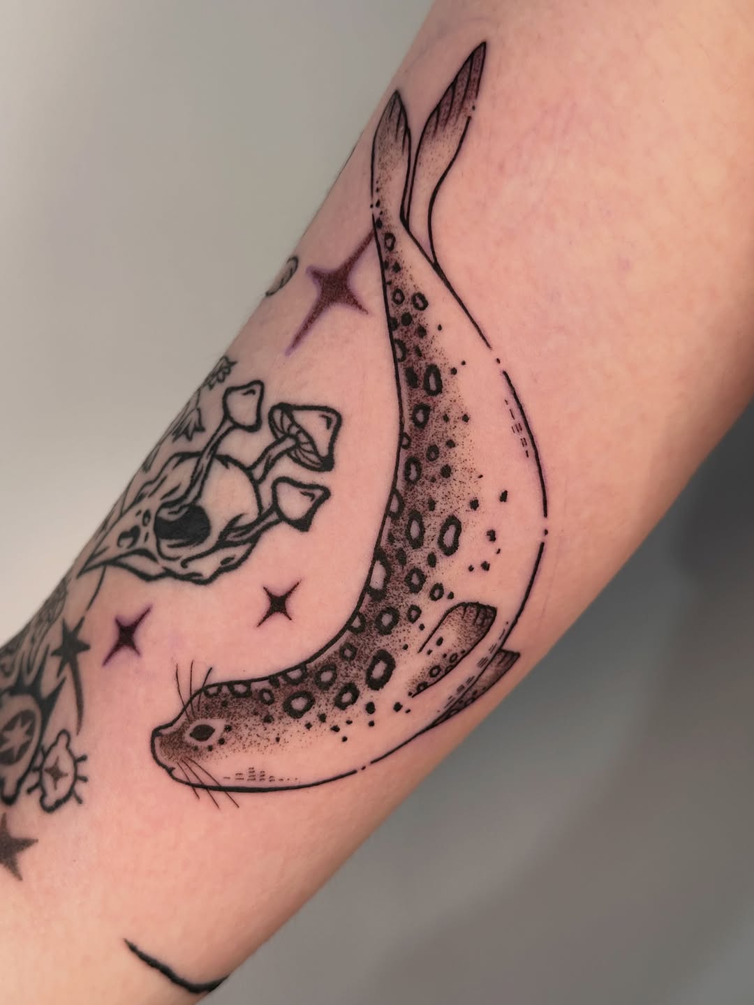Tattoo by @fishcake.tats β fine_line, dotwork