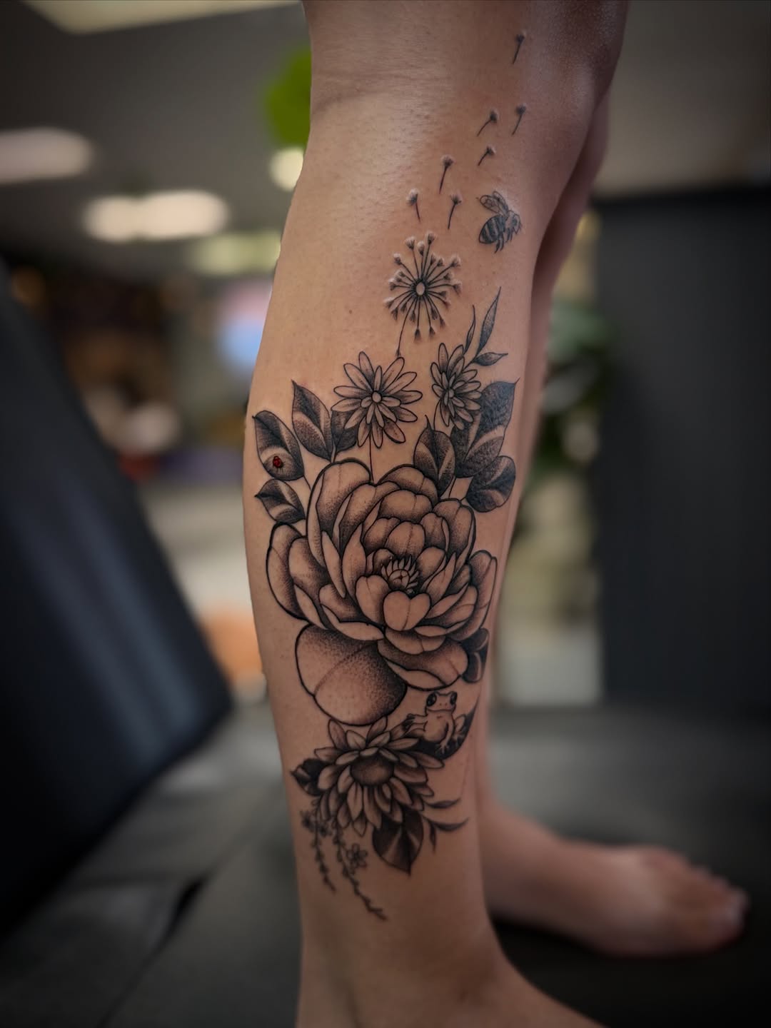 Tattoo by @llanotattooart — black_and_grey, realism