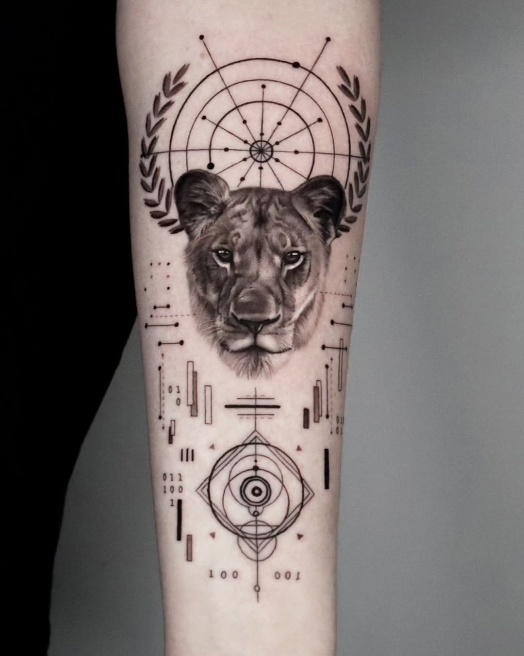 Tattoo by @ejintatt β realism, geometric