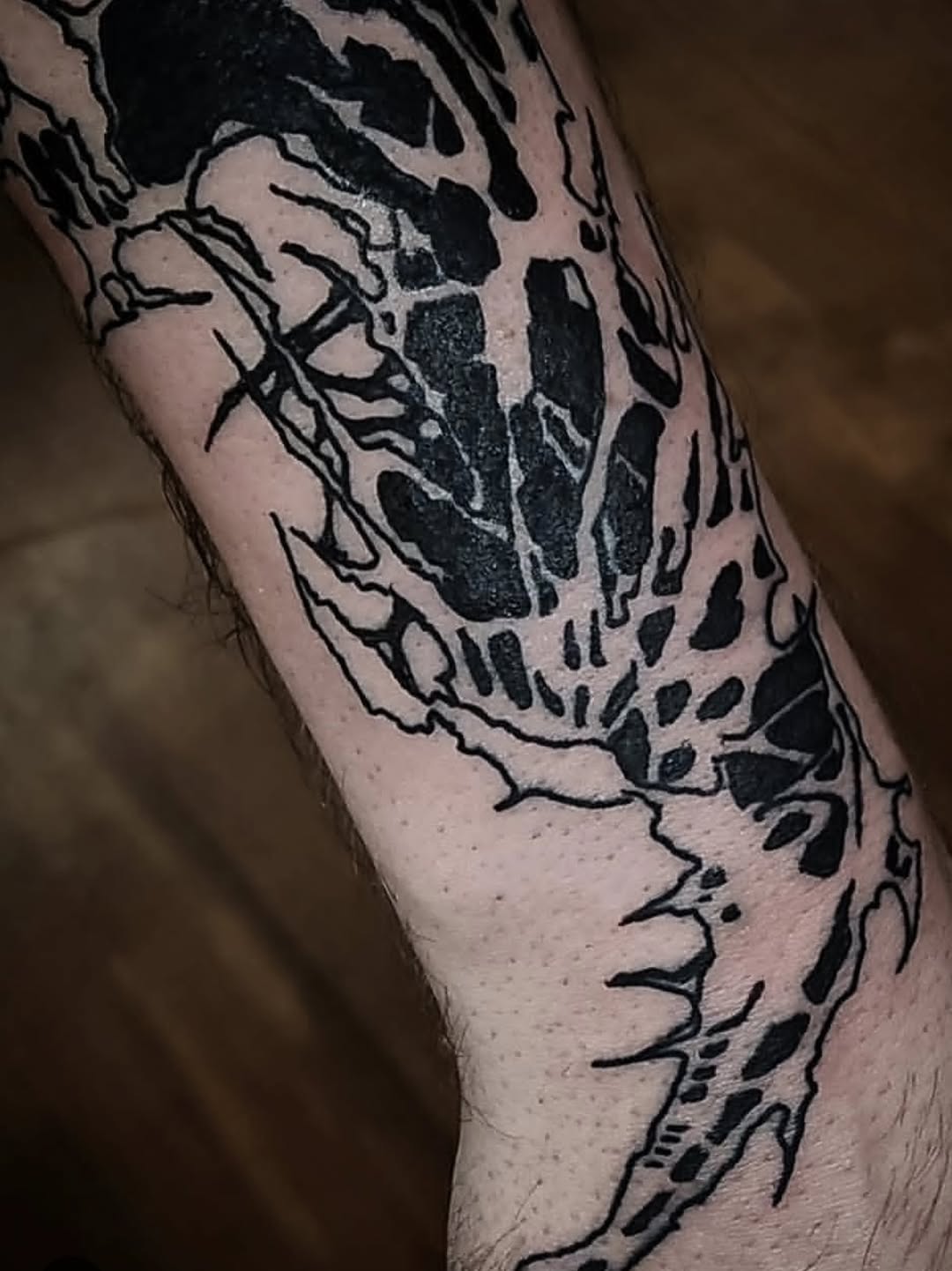 Tattoo by @hurtyoumore — blackwork