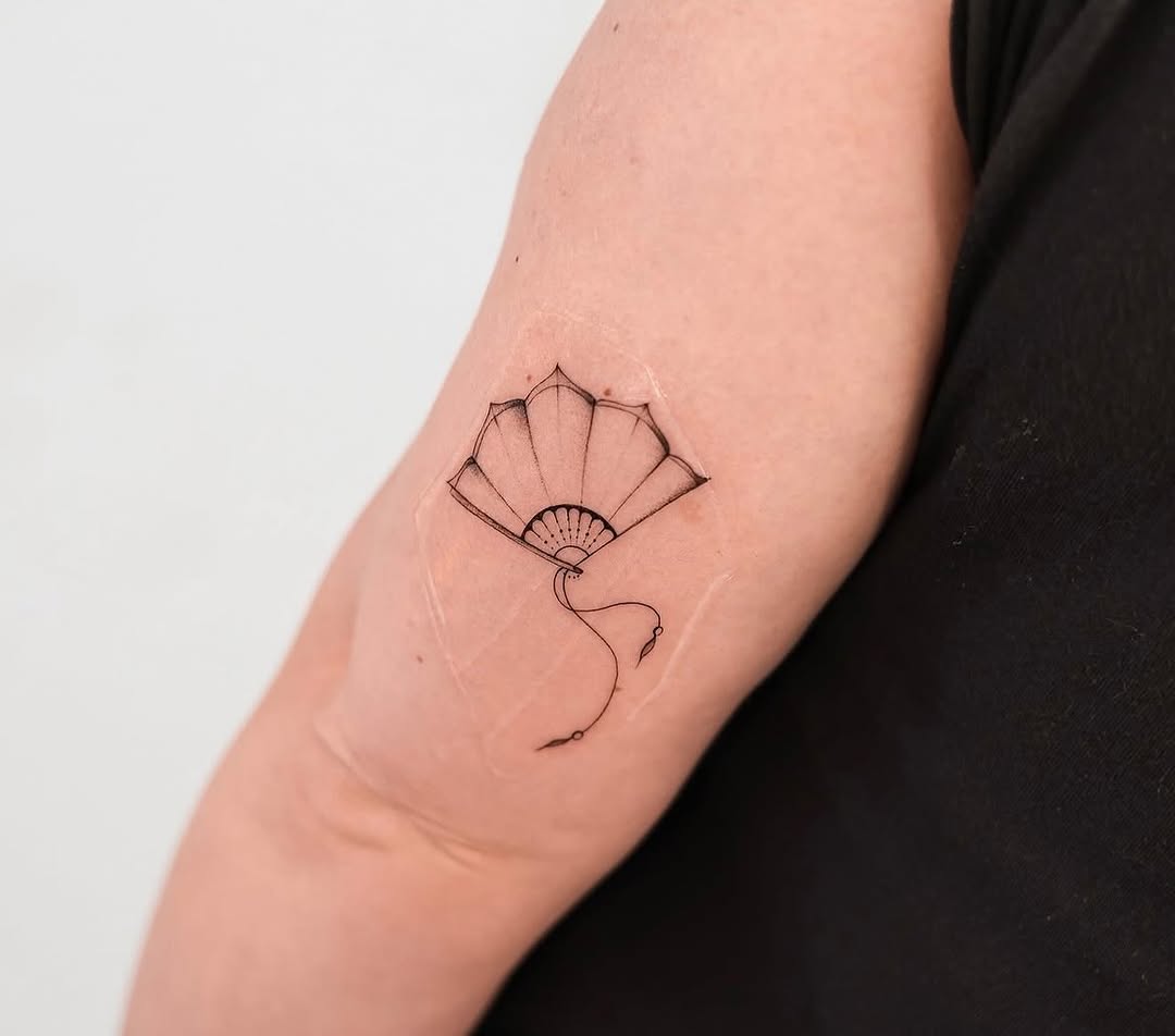 Tattoo by @houstontattoo.chelsea β fine_line