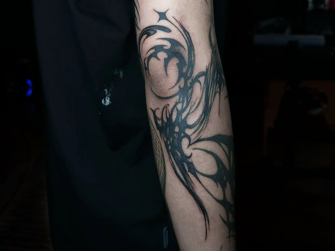 Tattoo by @gaoq.tattoo — blackwork, tribal