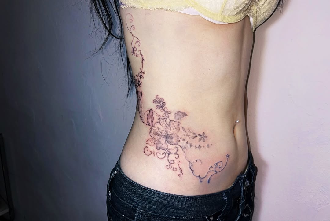 Tattoo by @heobi.tattoo.diary — fine_line, dotwork