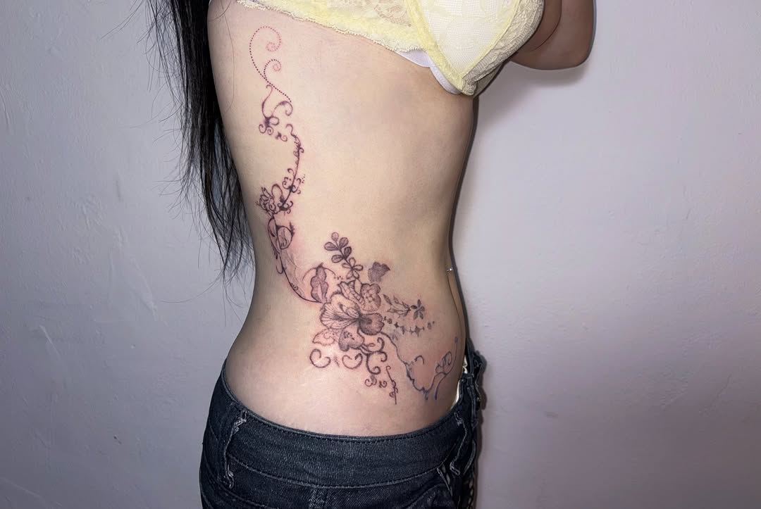 Tattoo by @heobi.tattoo.diary — fine_line, ornamental
