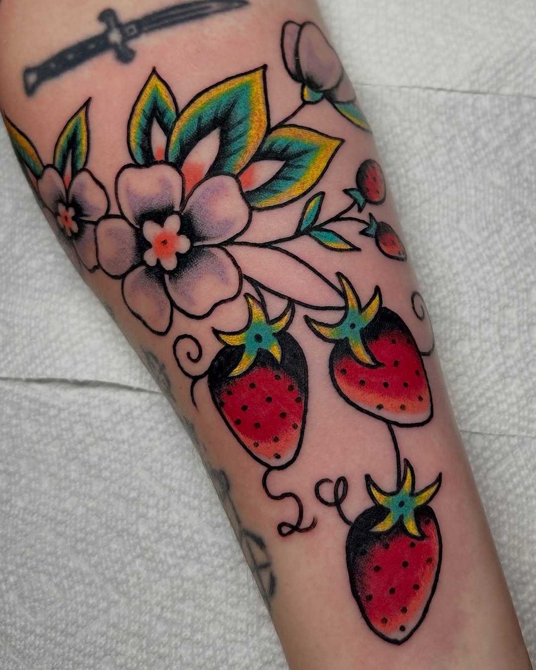 Tattoo by @rachelktattoo — american_traditional