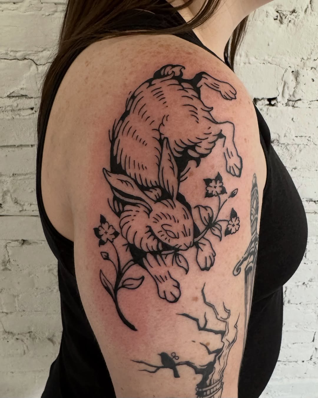 Tattoo by @sooji.tattoo — illustrative, blackwork