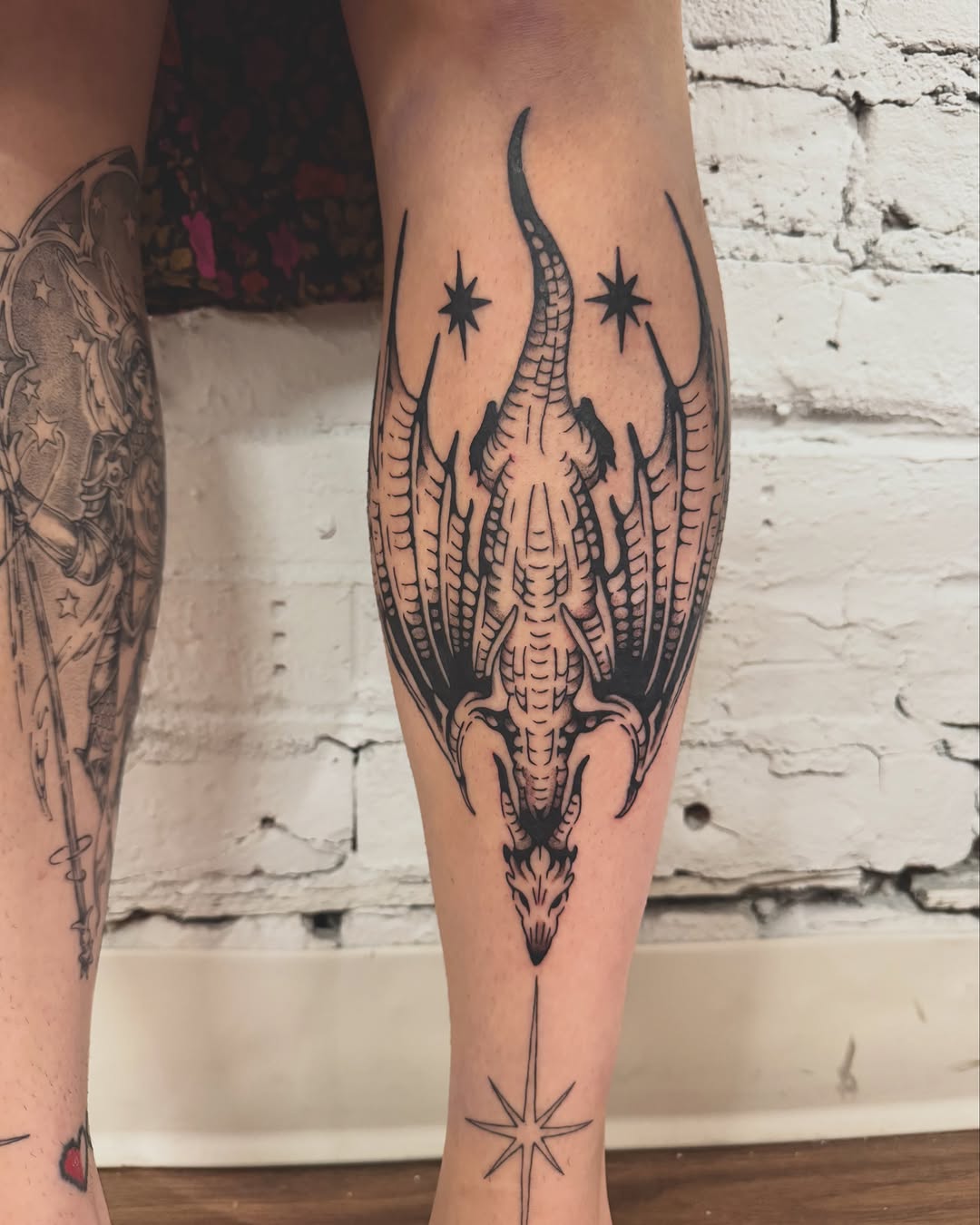 Tattoo by @sooji.tattoo — blackwork, illustrative