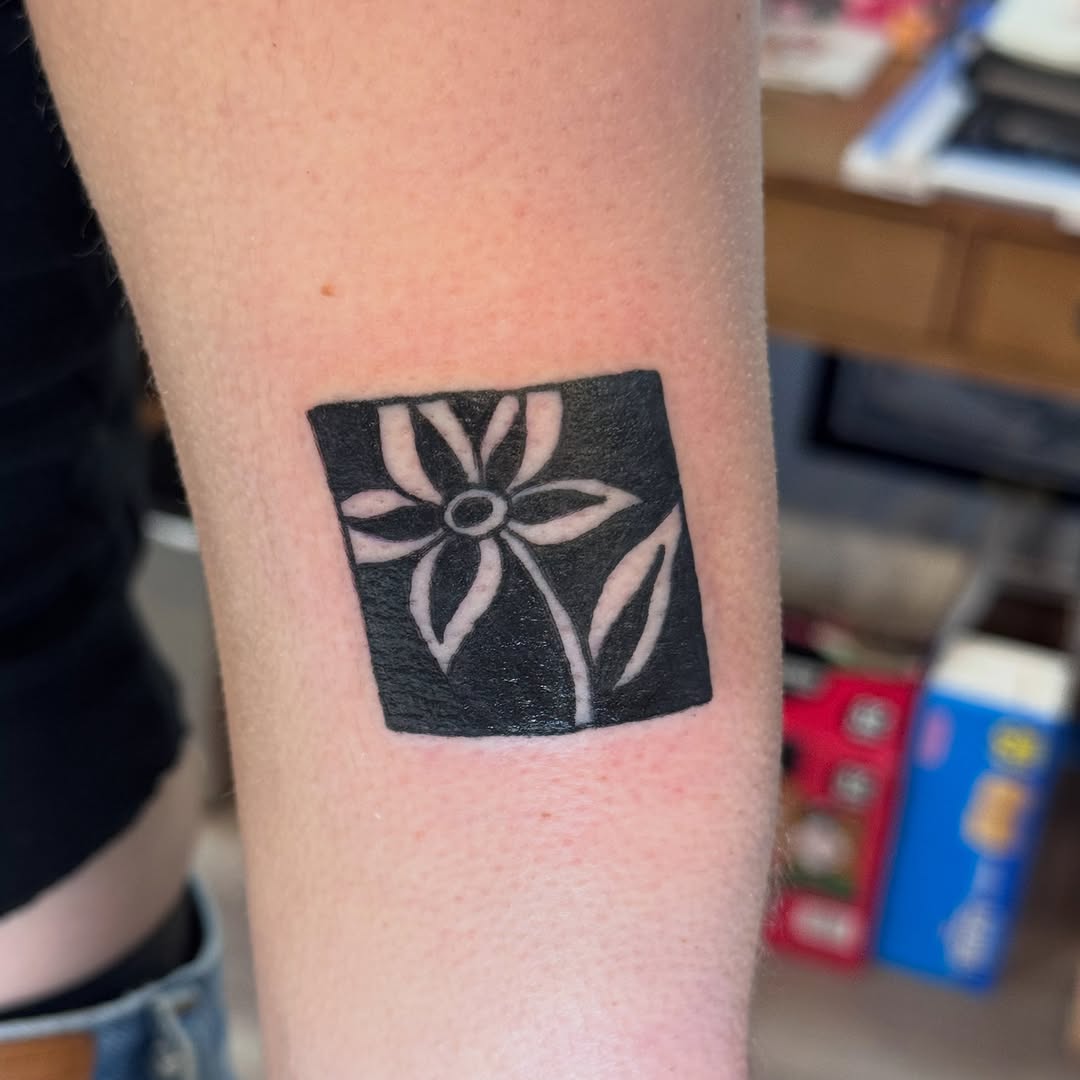 Tattoo by @summerthymetattoo — blackwork