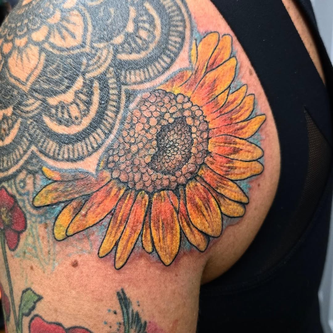 Tattoo by @robinmatztattoos — realism, color