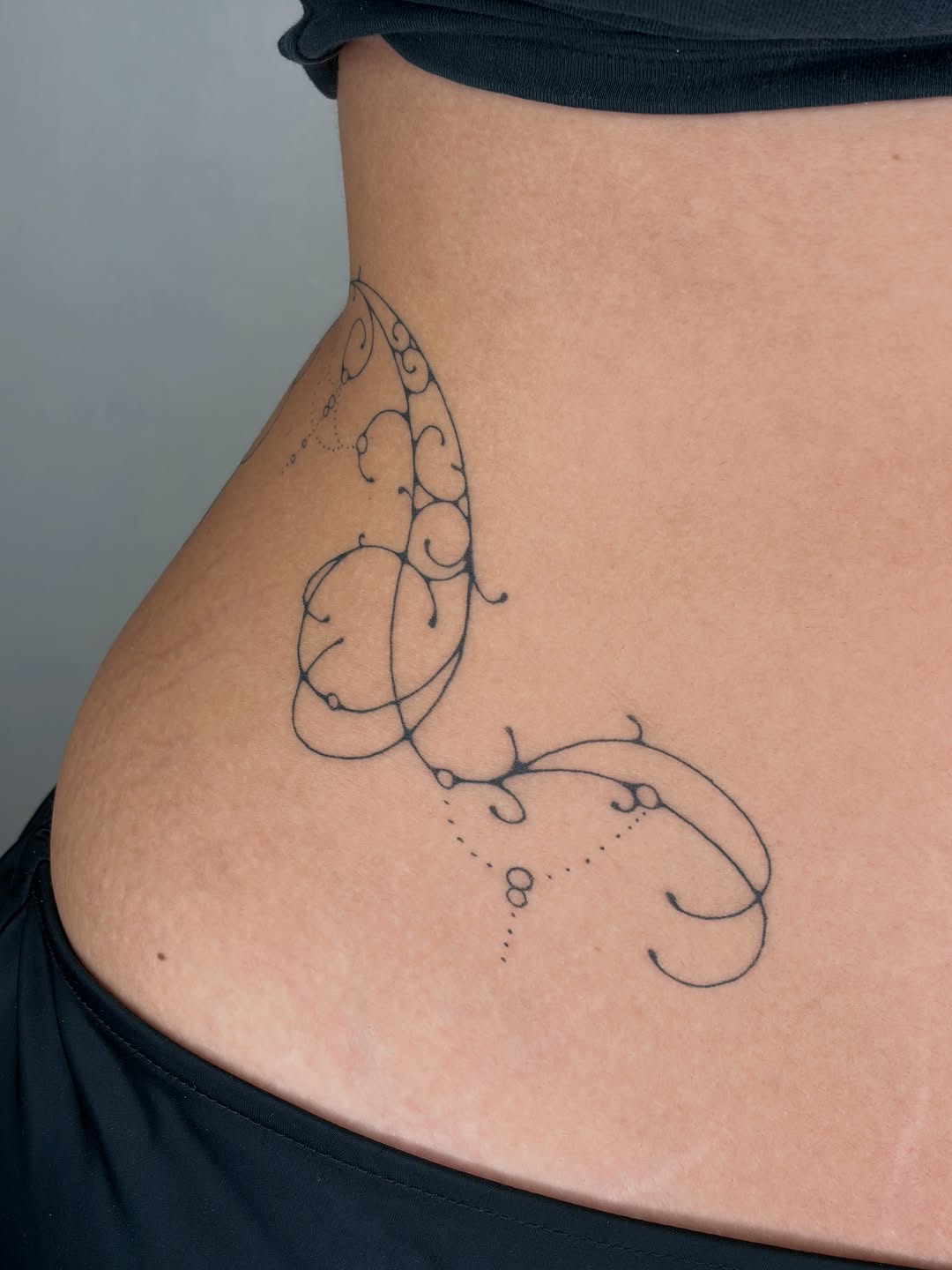 Tattoo by @stabzzz333 โ fine_line, minimalist