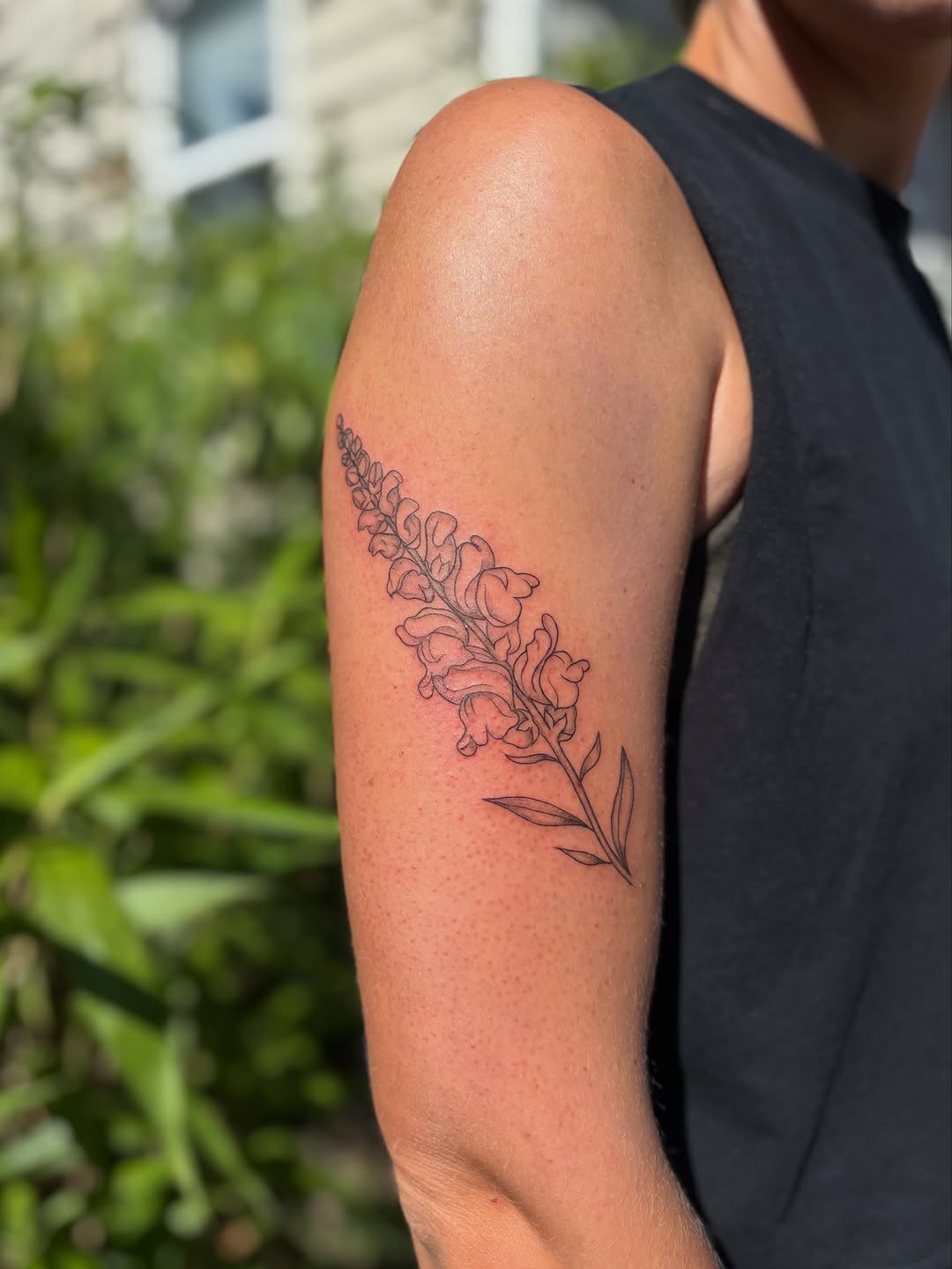 Tattoo by @damoretattoos — fine_line