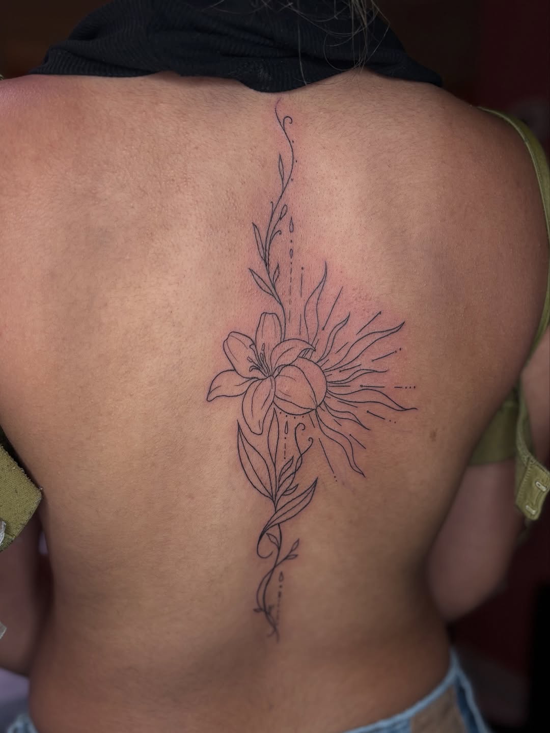 Tattoo by @damoretattoos — fine_line, ornamental