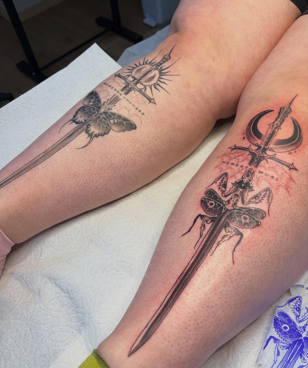 Tattoo by @et._.go._.tattoo — black_and_grey, realism
