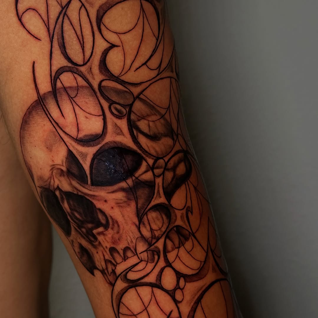 Tattoo by @vileinkzz — black_and_grey, realism
