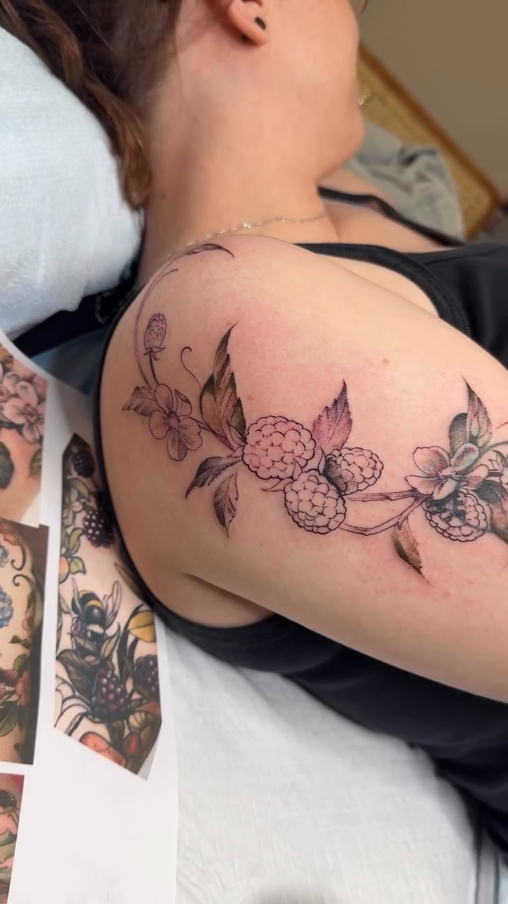 Tattoo by @anderstattoo β fine_line, dotwork