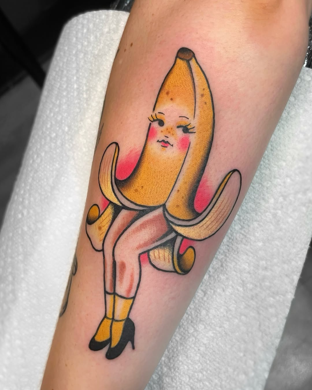Tattoo by @anabellmorotattoos — american_traditional