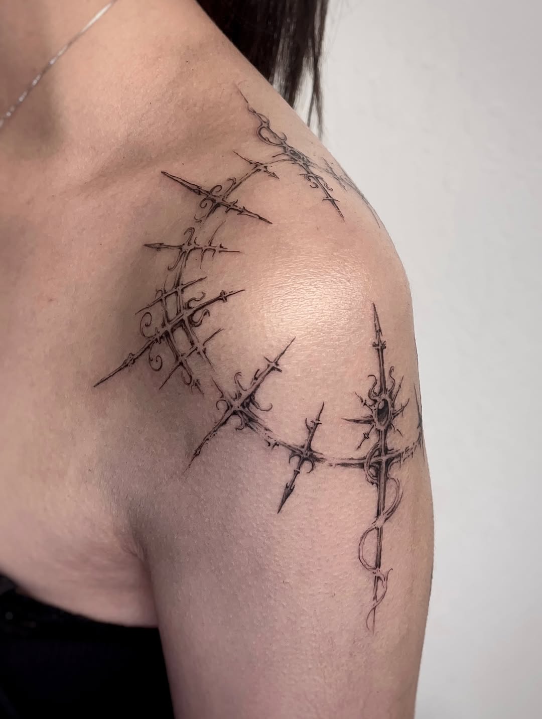 Tattoo by @rayzhu.tattoo — blackwork, ornamental