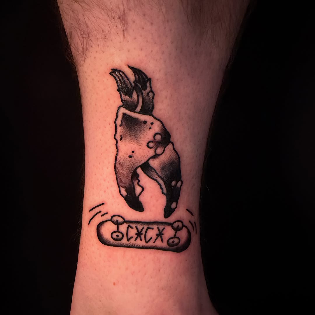 Tattoo by @anttattoos_ — american_traditional