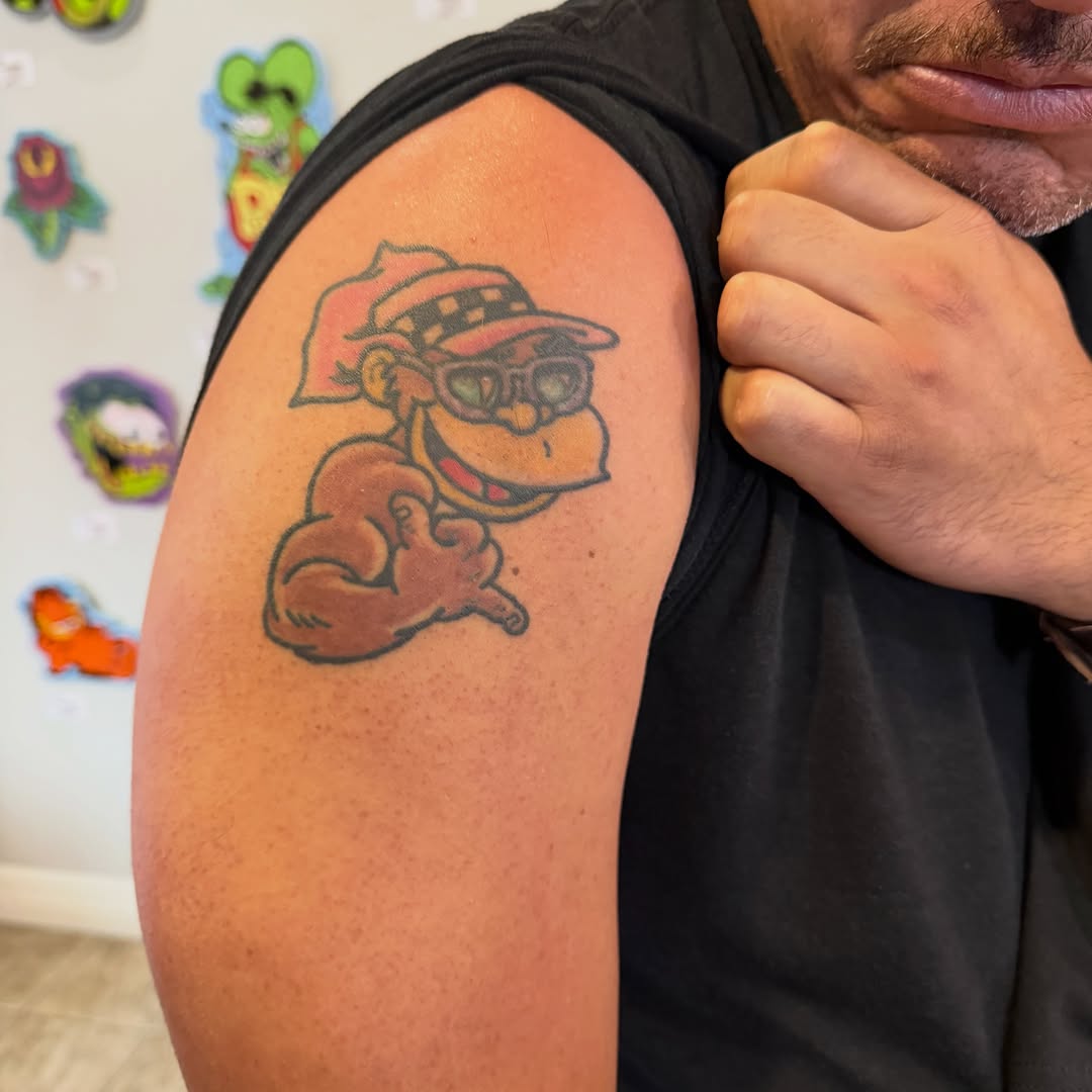 Tattoo by @anttattoos_ — new_school