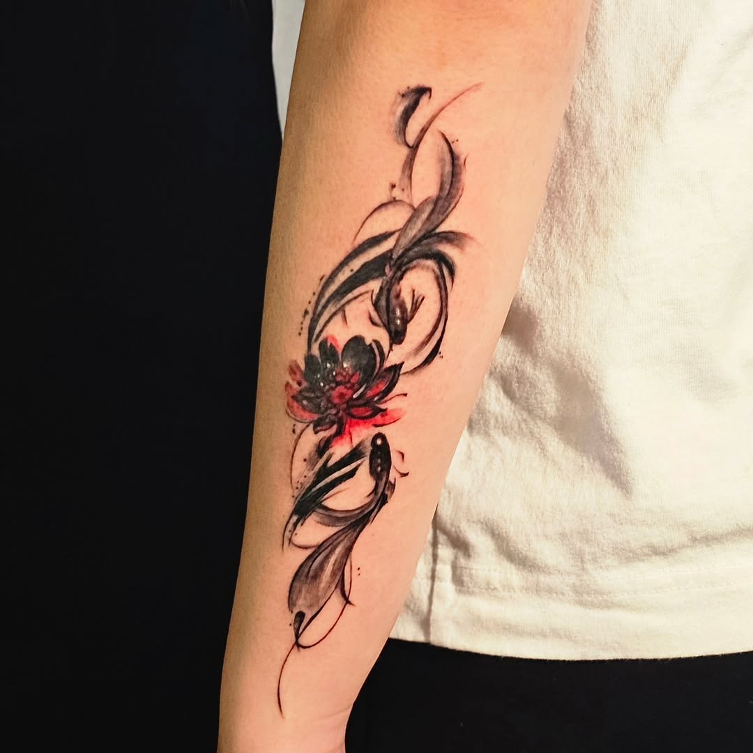 Tattoo by @linktattoo_lily โ watercolor, japanese_irezumi