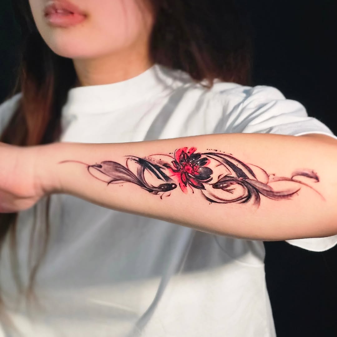 Tattoo by @linktattoo_lily โ watercolor, fine_line