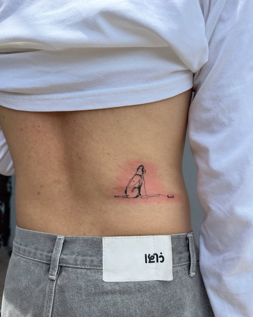 Tattoo by @filo.tatt โ fine_line, minimalist