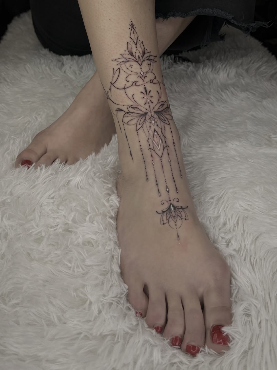 Tattoo by @ermetica_tattoo — fine_line, ornamental