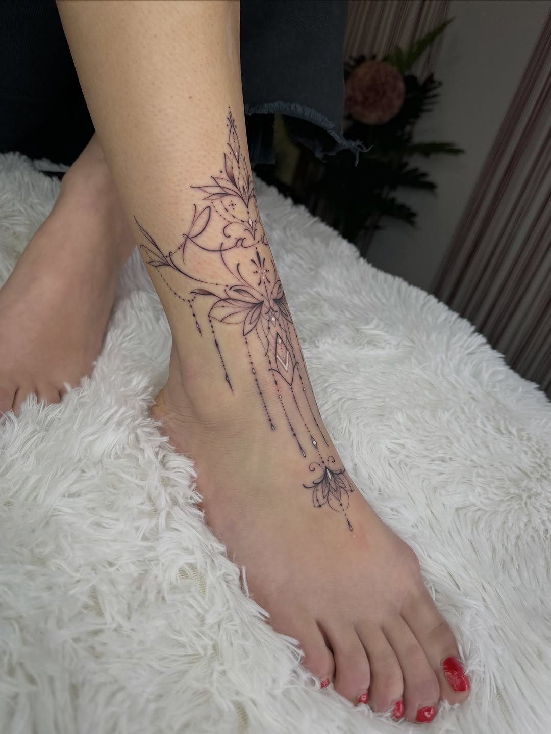 Tattoo by @ermetica_tattoo — fine_line, ornamental